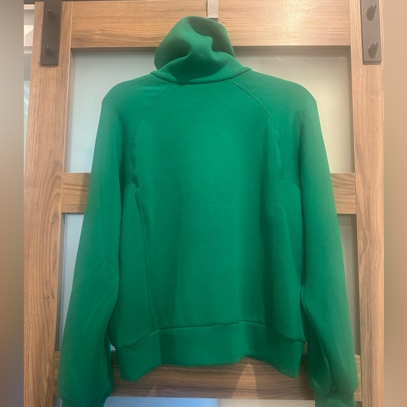 SPANX Green Apparel - Picture 4 of 8